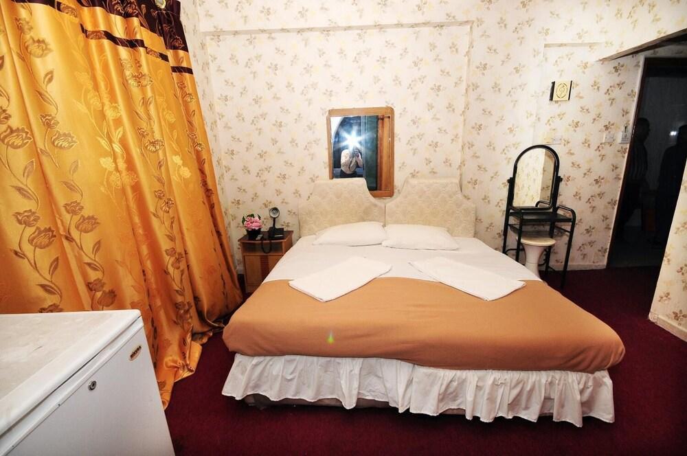 Al Qaid Hotel Dubai Ngoại thất bức ảnh